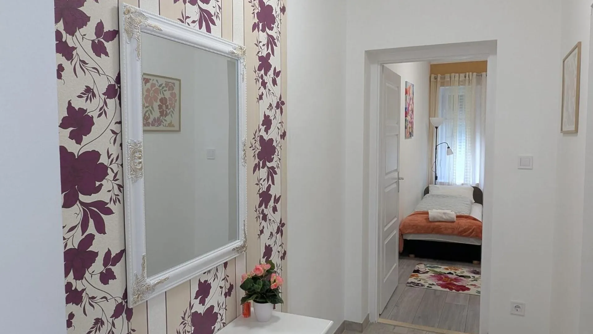 Sunshine City Apartment Seghedin 0*,  Ungaria