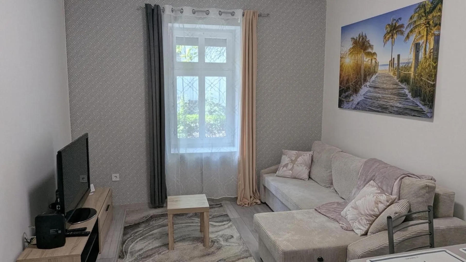 Sunshine City Apartment Seghedin